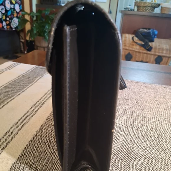 Louis Vuitton Black Clutch with Gold Hardware - Picture 4 of 16